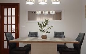Feriado, apartamento con parking incluido